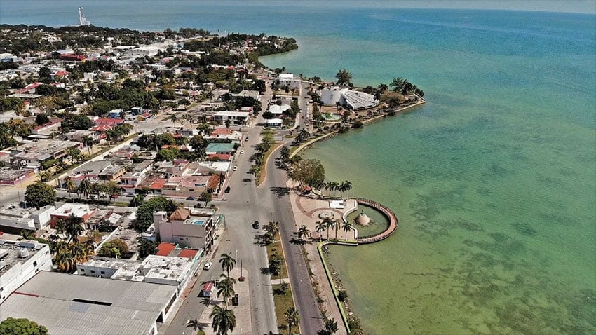 An aerial view of the coast of Chetumal.