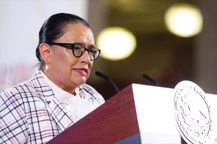 Security Minister Rosa Icela Rodríguez announces the release of prisoners, on Thursday.
