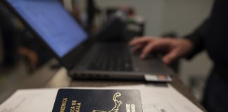 US Immigration and Customs