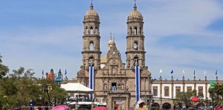Crowds at the 2022 edition of the Festival of the Virgin of Zapopan in Jalisco