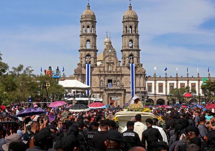 Crowds at the 2022 edition of the Festival of the Virgin of Zapopan in Jalisco