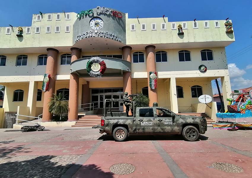 Gunmen kill 20 in Guerrero town including the mayor