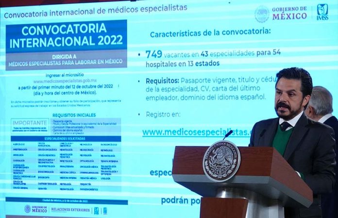 Mexico's IMSS director Zoe Robledo announcing a call to international medical specialists to work in Mexico