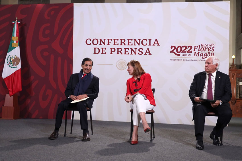 Finance Minister Rogelio Ramírez de la O exchanges words with Economy Minister Tatiana Clouthier at Monday's press conference.