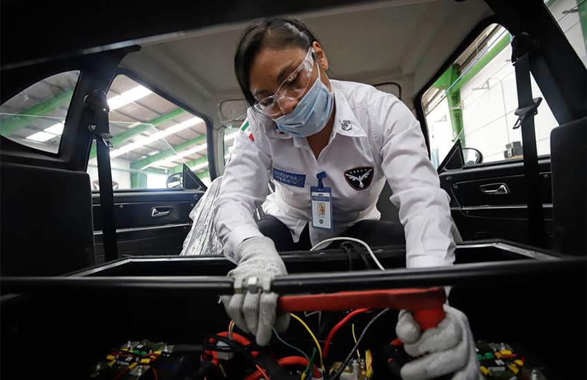 employee at Zicua auto plant in Puebla City, Mexico