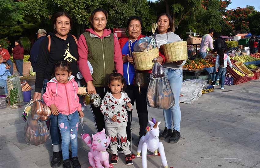 Day of the Dead swap meet in Huaquechula, Mexico