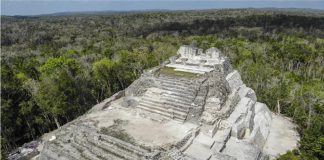 Structure at Ichkabal