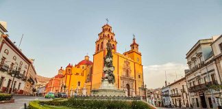 downtown Guanajuato city