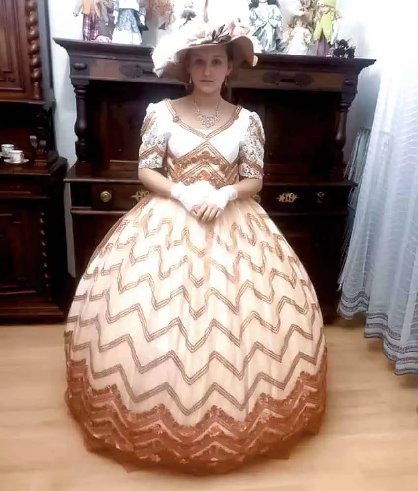 Recreation of a 19th century quinceañera dress