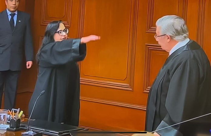 Mexico's new Supreme Court chief justice, Norma Lucia Pina Hernandez, being sworn in to the position.
