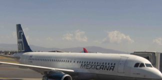 Old Mexicana plane at Mexico City International Airport
