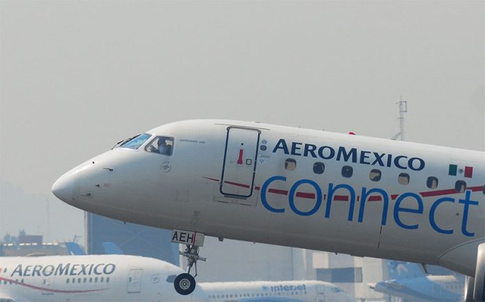 An Aeroméxico plane takes off.