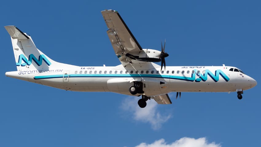 Aeromar plane