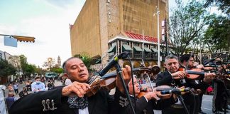 Mariachas celebrating Guadalajara's founding anniversary.