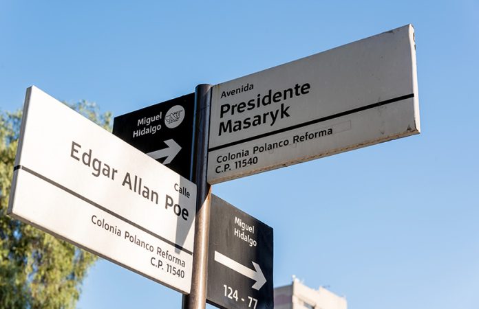 Mexico City street signs