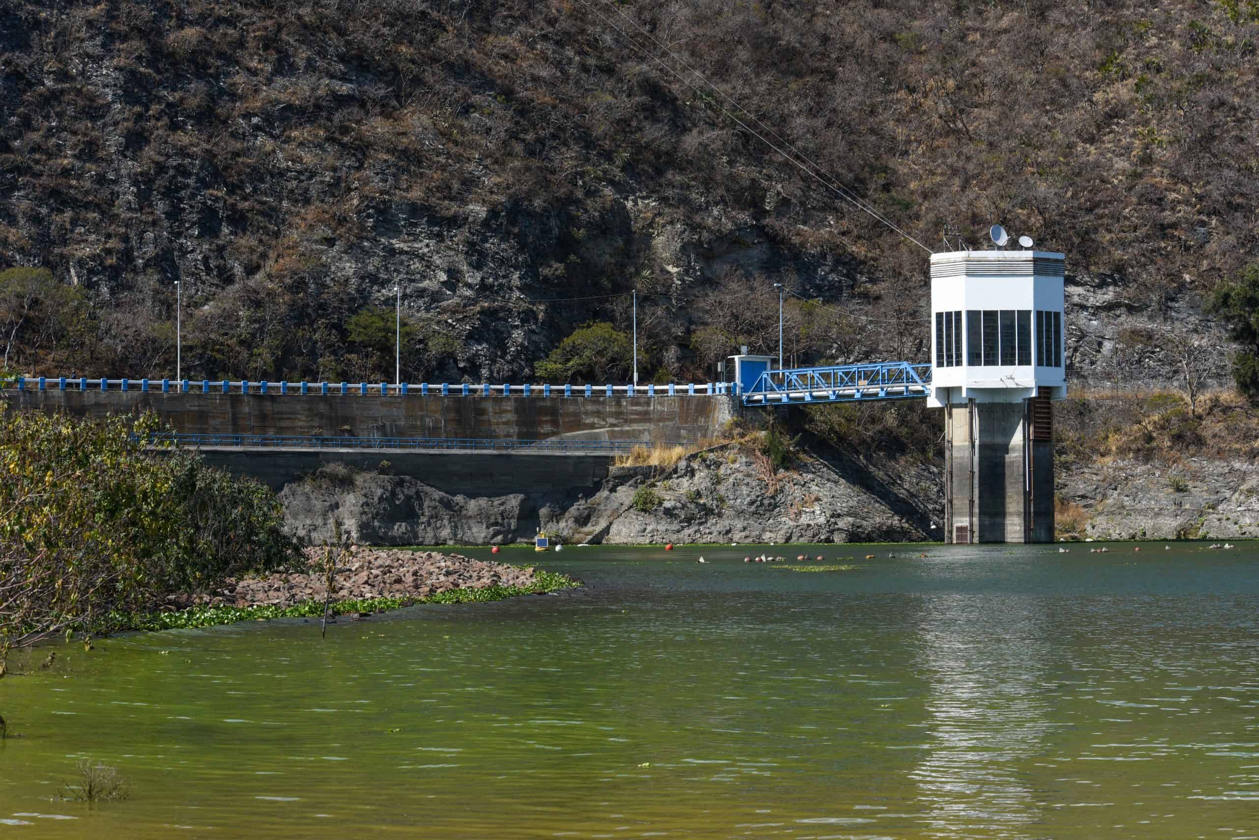 Cutzamal dam, Valle de Bravo