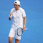 Alex de Minaur celebrates qualifying for the semi-finals in Acapulco