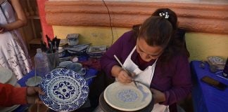Talavera artisan in Puebla