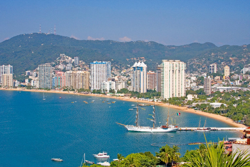 Acapulco bay