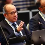 Calderón speaks at a conference