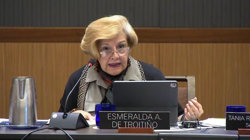 Esmerelda Arosemena de Troitiño presides over the special hearing