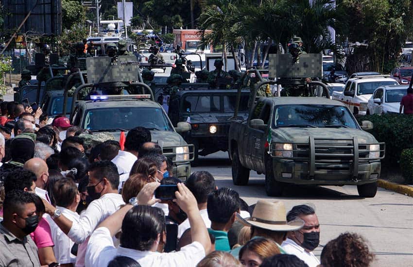 National Guard of Mexico arriving in Acapulco to provide security