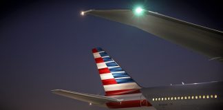 An American Airlines Boeing 777-300