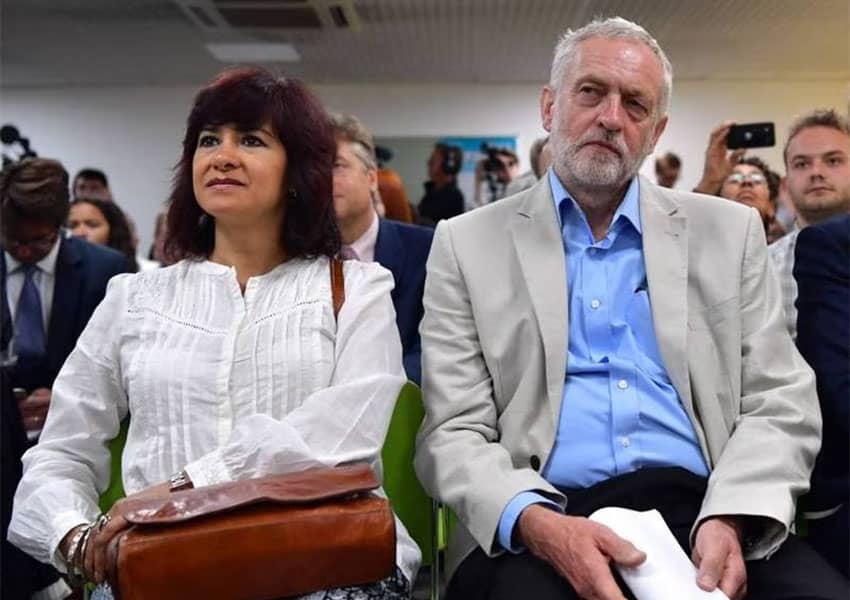 Jeremy Corbyn and his wife Laura Alvarez