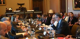 A meeting of Mexican and US politicians