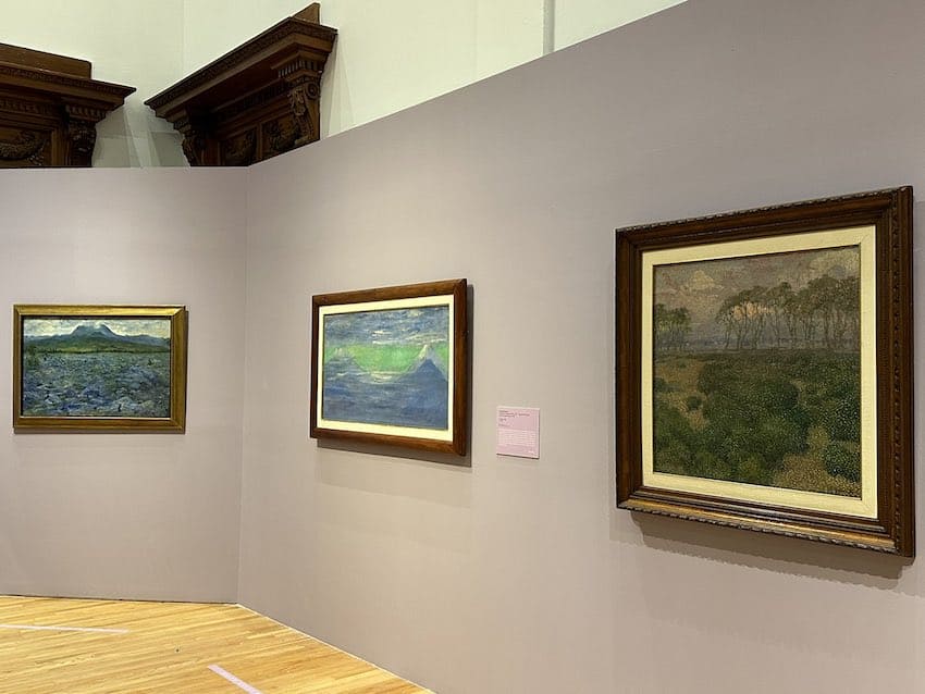 A range of paintings by Mexican Impressionists at MUNAL