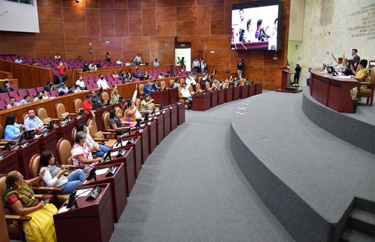 20,000 Chiapas residents left stateless as Oaxaca votes to change border 20,000 Chiapas residents left stateless as Oaxaca votes to change border