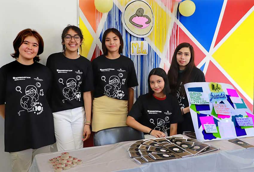 Girls participate in technology fair in Mexico