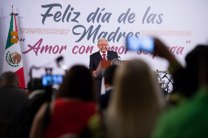 AMLO at press conference on Mother's Day