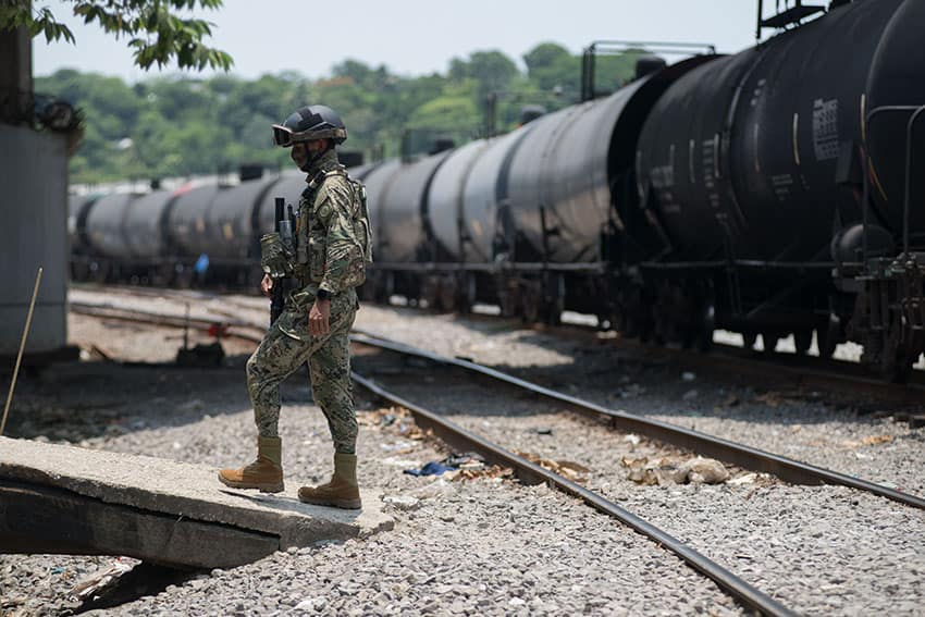 AMLO Unnerves Mexico's Elite With Surprising Railroad Seizure - Bloomberg