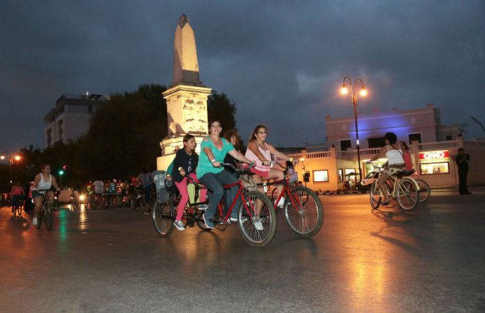 Festival in Merida with nighttime bike tour.