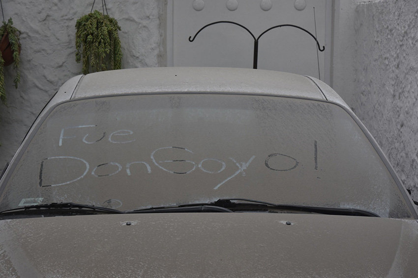 Car covered in Popocatepetl's volcanic ash in Chipilo, Puebla