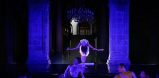 The Black Swan premiere in Mexico City