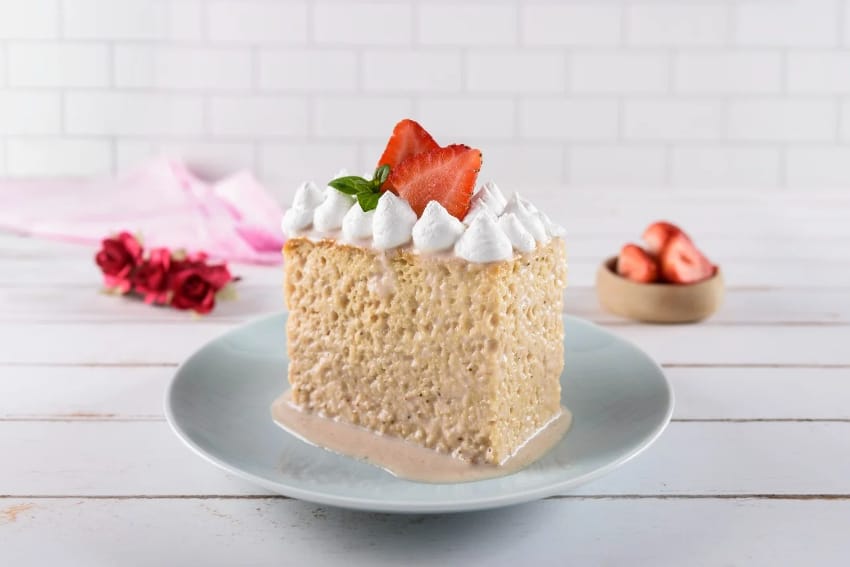 Tres leches cake