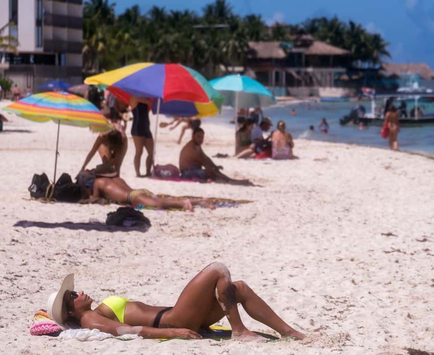 Tourists in Playa del Carmen