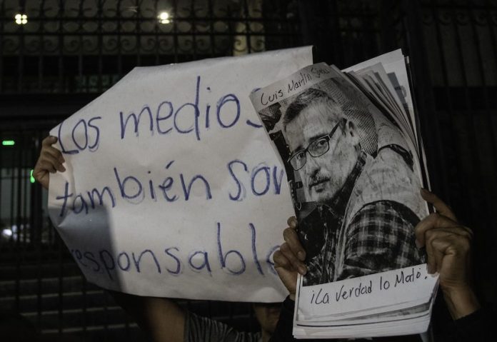 Protests against violence against Mexican journalists