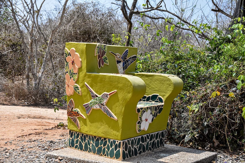 The Hummingbird chair (Elisabeth Ashe)