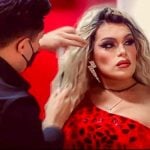 Wendy Guevara doing make-up