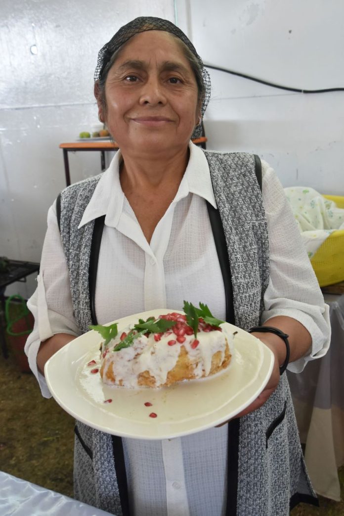 This festival celebrates an iconic Puebla dish: chile en nogada