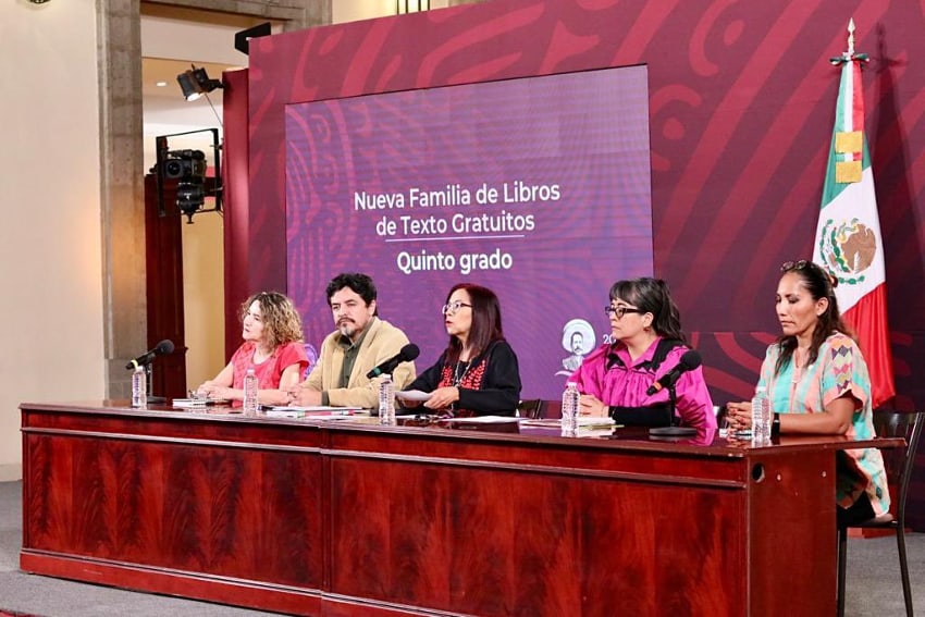 Leticia Ramírez at press conference