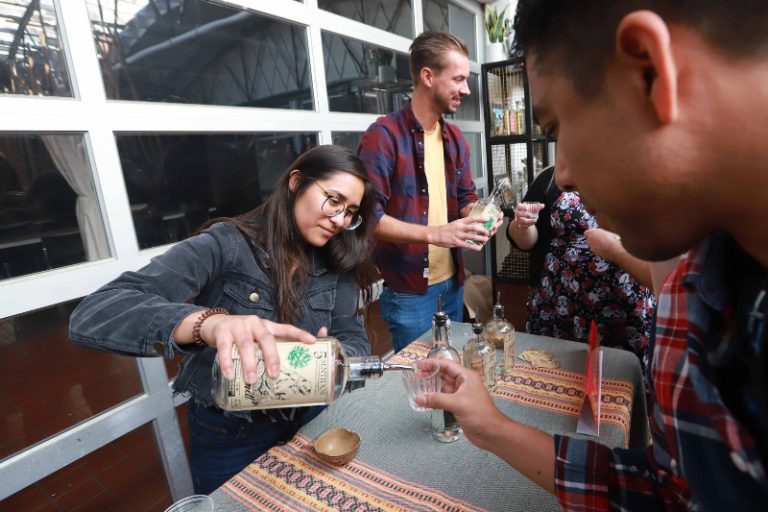 How are women shaping the world of mezcal?