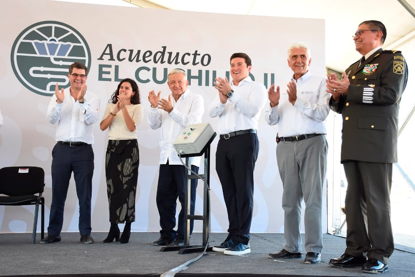 AMLO at the opening of the El Cuchillo aqueduct