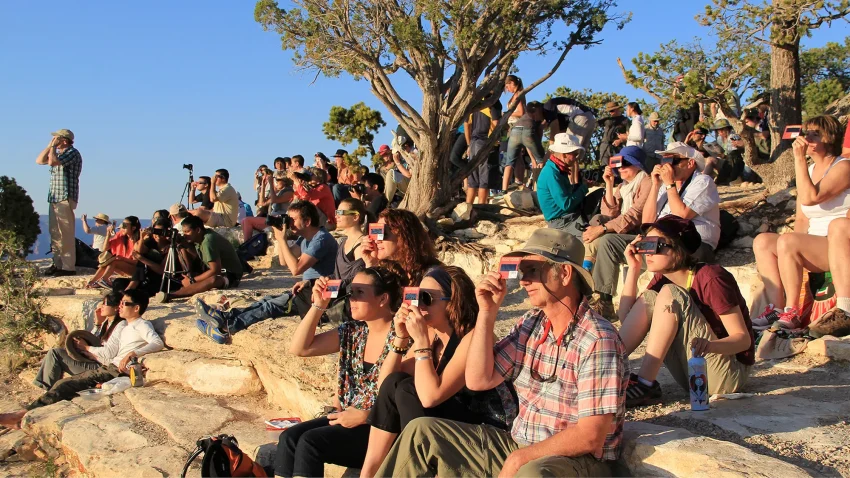 Solar eclipse watching