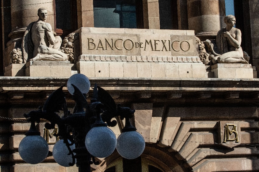 Bank of Mexico facade