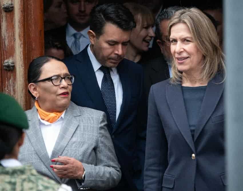 Rosa Icela Rodríguez y Liz Sherwood-Randall