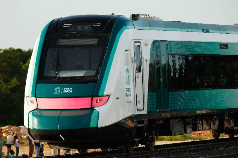 Maya Train car